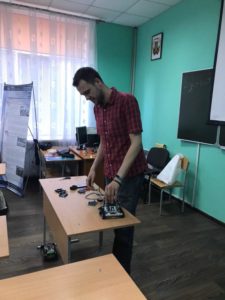 3.06.2019 представники кафедри відвідали школу «Обдарованість» з майстер-класами за напрямком робототехніки та мехатроніки