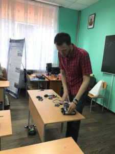 3.06.2019 представники кафедри відвідали школу «Обдарованість» з майстер-класами за напрямком робототехніки та мехатроніки