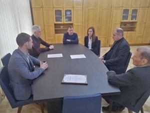 15 грудня 2021 року було підписано договір про співпрацю з компанією KAPELOU