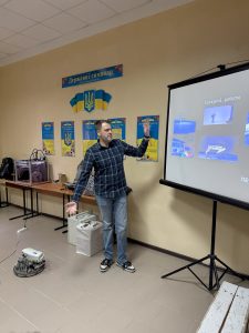 Ось і закінчились офлайн-зустрічі з школярами області у рамках проєкту «Заохочення до вступу на технічні спеціальності в університети Харкова» (ЦСР 4, ЦСР 11)