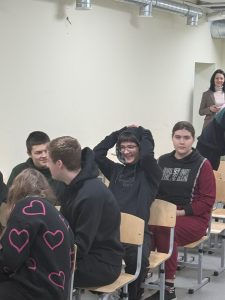 Ось і закінчились офлайн-зустрічі з школярами області у рамках проєкту «Заохочення до вступу на технічні спеціальності в університети Харкова» (ЦСР 4, ЦСР 11)