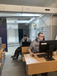 Популяризуємо науку серед підлітків. Допомагаємо їм пізнавати себе та світ навколо через науку! (ЦСР 4)