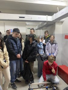 Популяризуємо науку серед підлітків. Допомагаємо їм пізнавати себе та світ навколо через науку! (ЦСР 4)