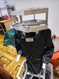 Гурток з Робототехніки продовжує працювати! Гурток з Робототехніки продовжує працювати!