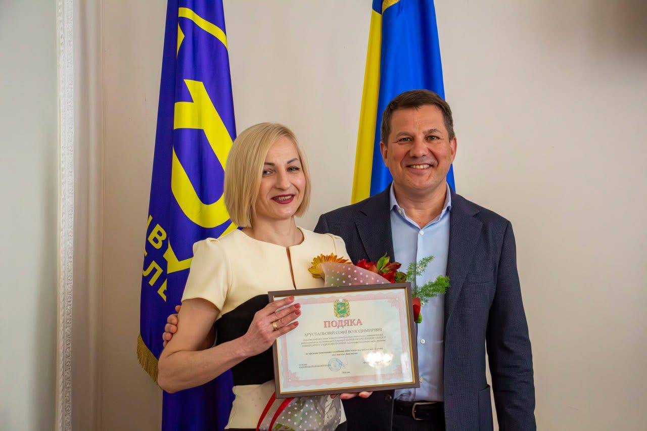 Викладачів кафедри нагороджено відзнаками Міністерства освіти і науки України та Харківської обласної ради!