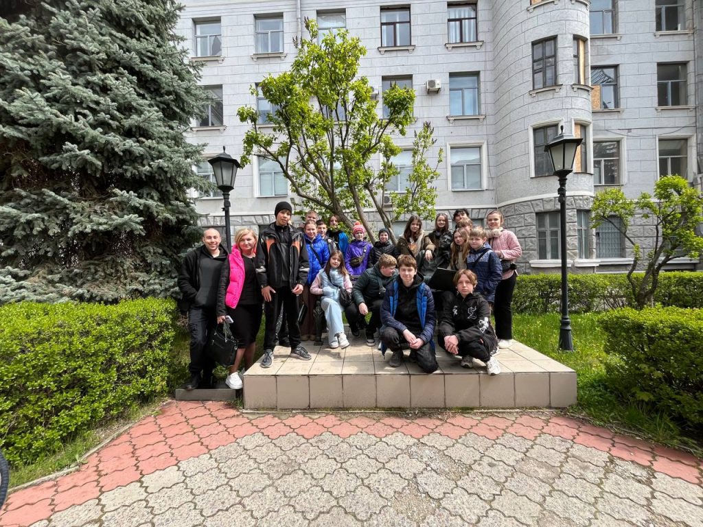 Викладачі кафедри КІТАРБІ провели цікавий та пізнавальний день разом з учнями Дергачівського ліцею № 1 імені Данила Бакуменка